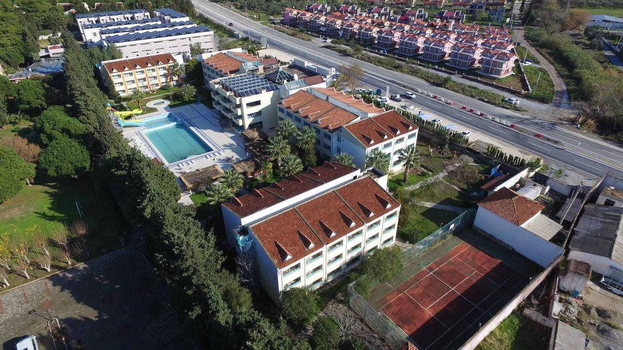 La Santa Maria Hotel Kusadası Exterior foto